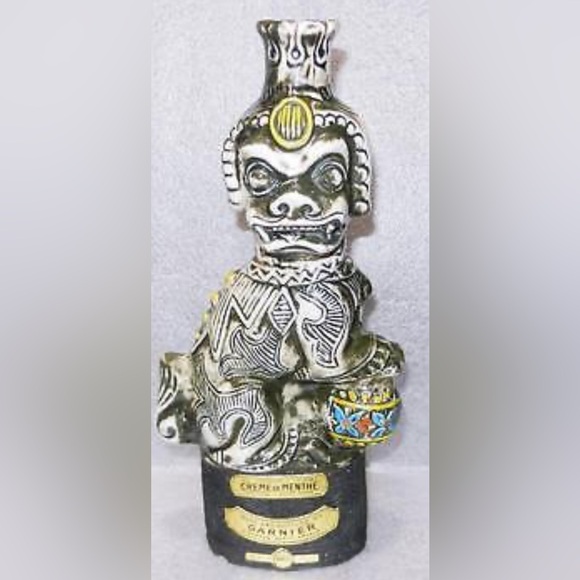 Other - Foo Dog Liquor Decanter